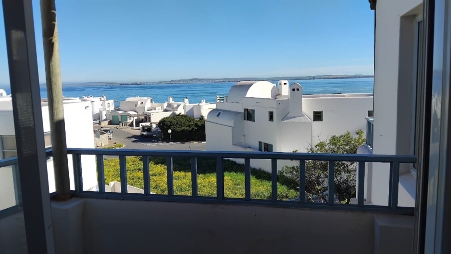 To Let 3 Bedroom Property for Rent in Paradise Beach Western Cape